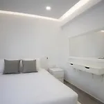 Apartment Phaedrus Living: Luxury Mackenzie Flat