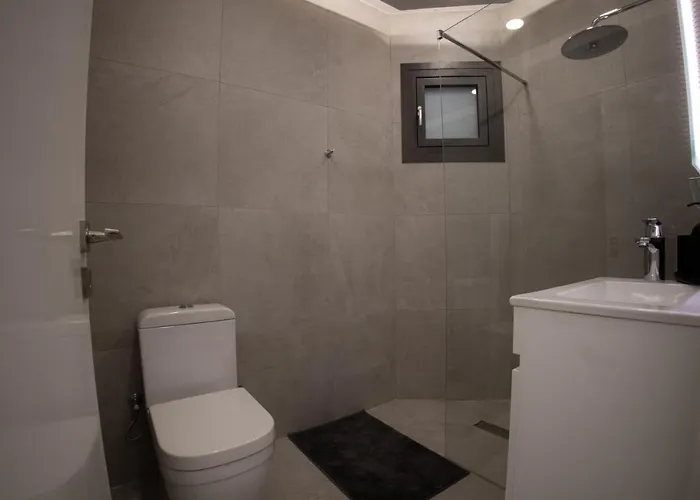 Phaedrus Living: Luxury Mackenzie Flat Lägenhet